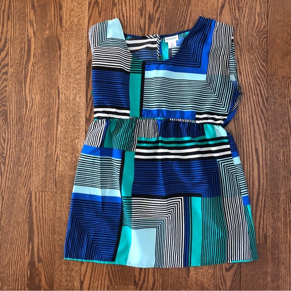 Bundle of 4 Sleeveless Maternity Blouses - Picture 4 of 11